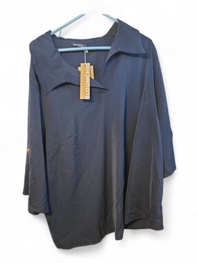 BloomChic Navy Relaxed Collar Tunic